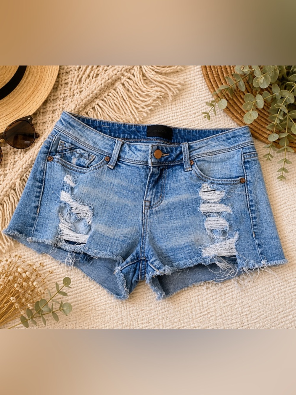 Buckle Black Distressed Denim Shorts Size 27 Raw Hem Stretch Jean Shorts